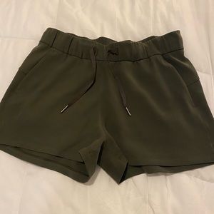 Lululemon Drawstring Running Shorts with pockets